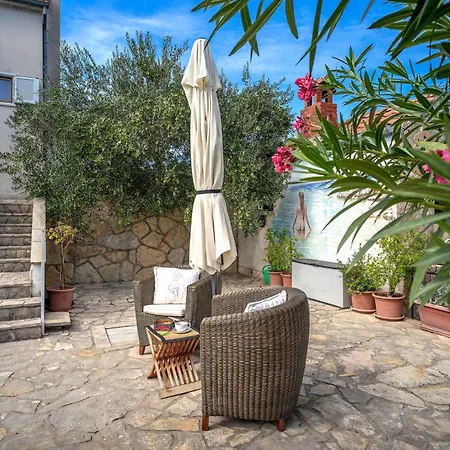 Oleander Villa Vrboska