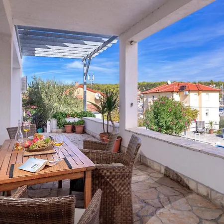 Oleander Villa